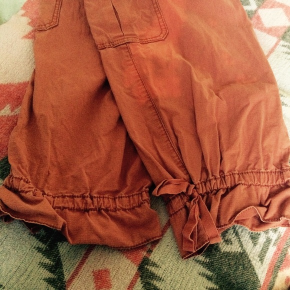 Red pants - Picture 7 of 7